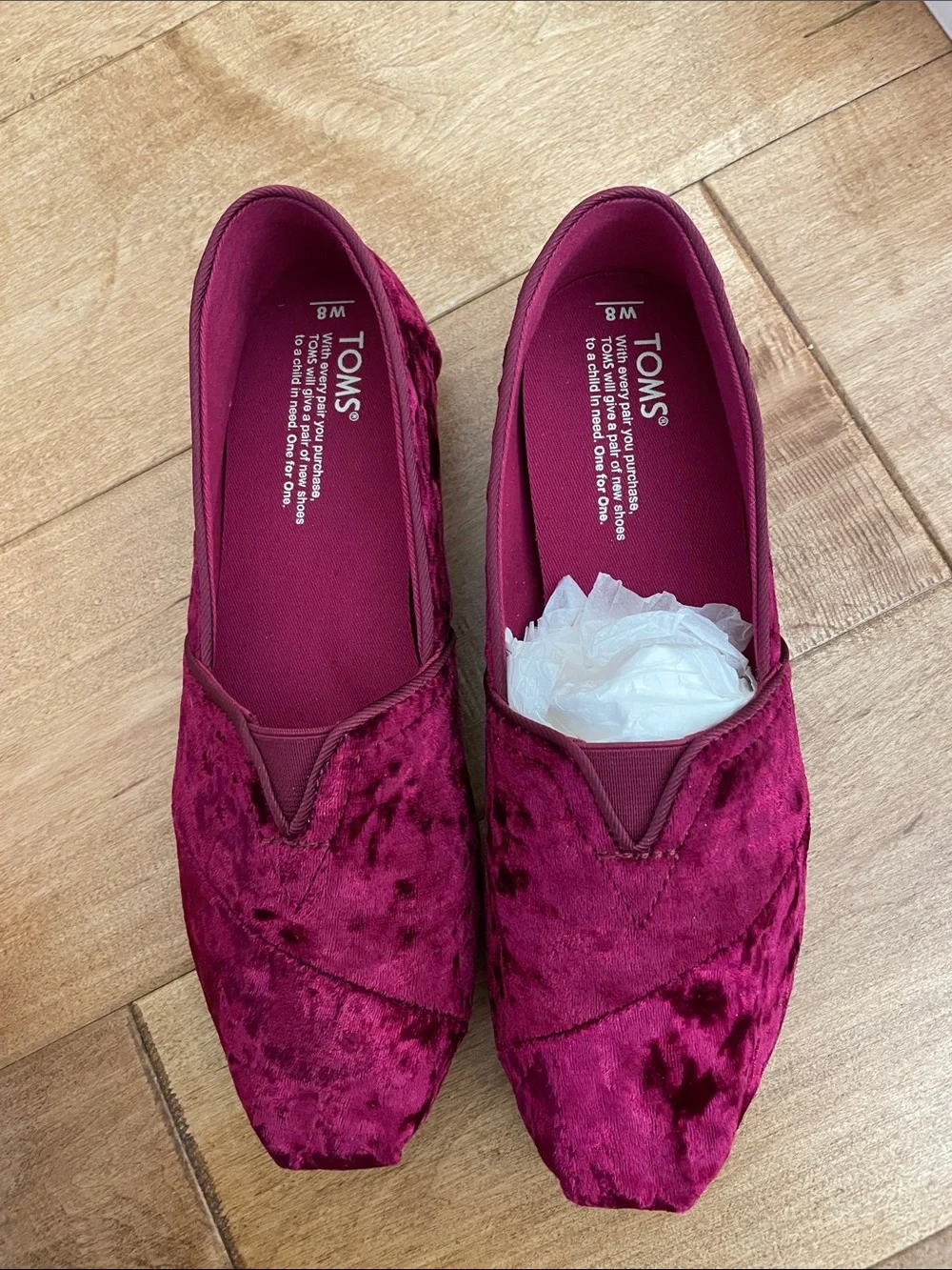 Toms Velvet Slip-On Flats - Picture 1 of 7
